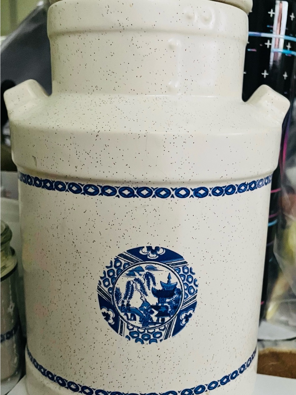 Blue Willow Cream and Blue Ceramic Crock with Blue Pagoda Decorative Motif